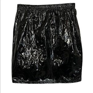 PrettyLittleThing Black Faux Patent Wet Look Body Con Mini Skirt Like New Size 4